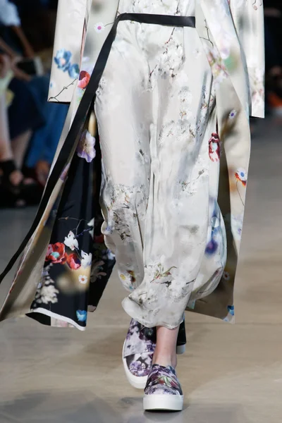 Look 43